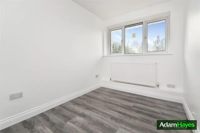 Gainsborough Road, Woodside Park, N12, photo 3