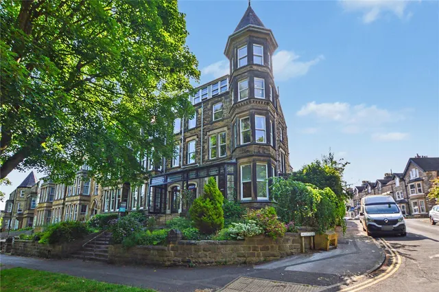 Valley Drive, Harrogate, HG2, photo 1