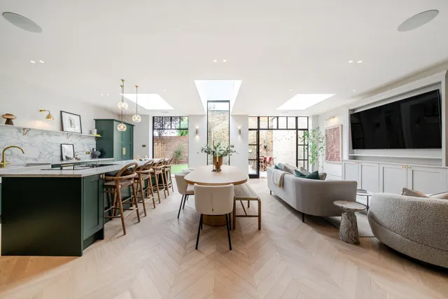 Pirbright Road, Southfields, London, SW18, photo 1