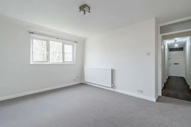 Woodside Road, Amersham, HP6, photo 2