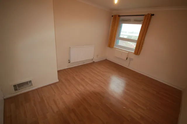 Photo 3 — Clements Court, Green Lane, Hounslow