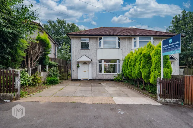 Ashley Avenue, Bolton, BL2 5AR, photo 1