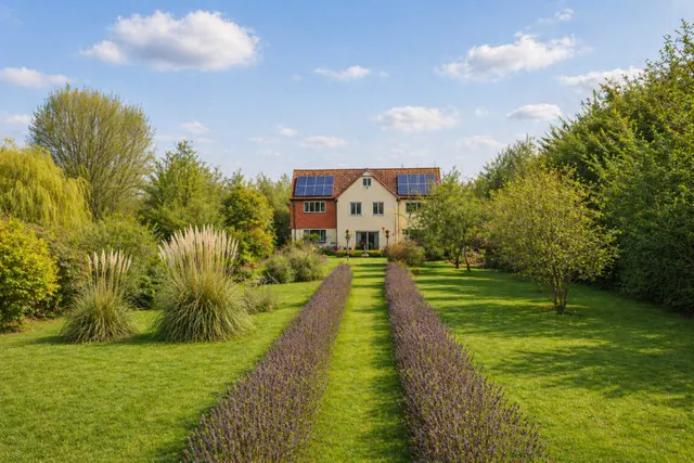 Church End, Broxted, Dunmow, CM6 2BX, photo 1