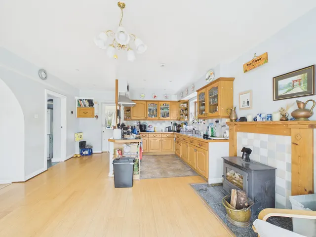 Photo 3 — Church End, Broxted, Dunmow, CM6 2BX