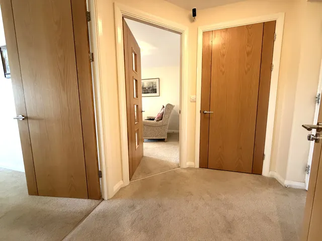 Hazel Grove, Stockport, SK7, photo 2