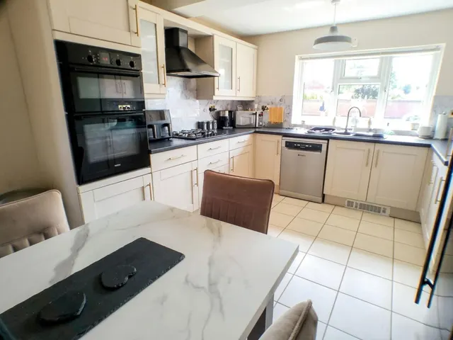 Copeland Grove, Bingham, NG13, photo 3