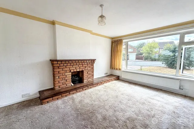 Barne Close, Whitestone, CV11, photo 2