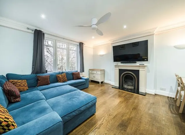 Grosvenor Road, Chiswick, W4, photo 2