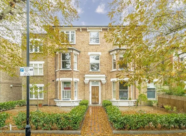 Grosvenor Road, Chiswick, W4, photo 1