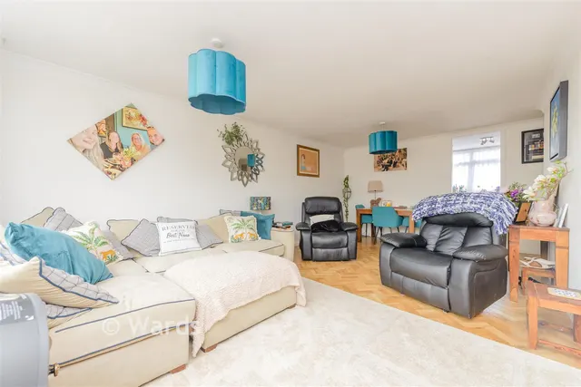 Cadogan Avenue, Dartford, DA2, photo 2