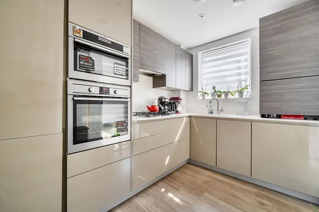 Photo 2 — 2 Dollis Valley Drive, High Barnet, EN5