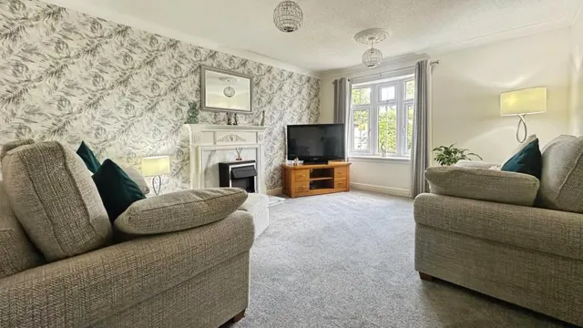 Greenway Gardens, Birmingham, B38, photo 3