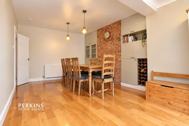 Avon Road, Greenford, UB6, photo 3