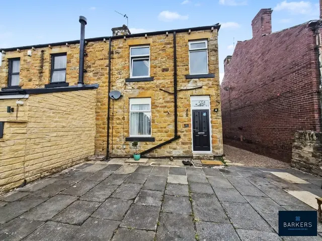 Pearl Street, Batley WF17 8HW, photo 1