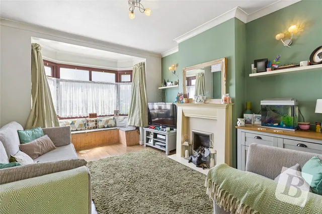Photo 3 — Albany Road, Chadwell Heath, RM6
