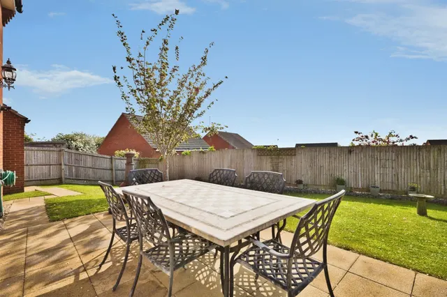 Crocker Way, Wincanton, BA9, photo 2
