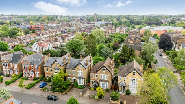 Photo 3 — Hayne Road, Beckenham, BR3