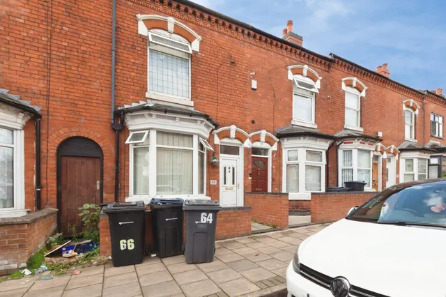 Hillfield Road, Birmingham, B11, photo 2