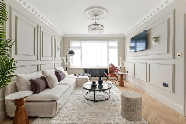 Downhills Park Road, London, N17, photo 1
