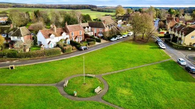 Lower Green, Tewin, AL6, photo 1