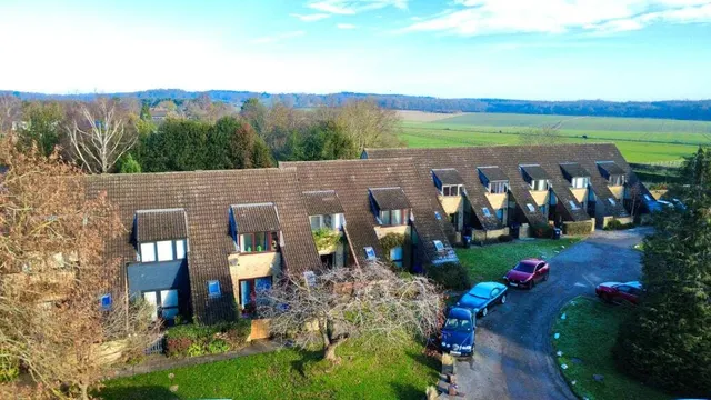 Photo 3 — Lower Green, Tewin, AL6