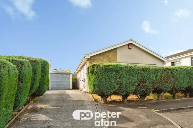 Friars Close, Neath, SA10, photo 1