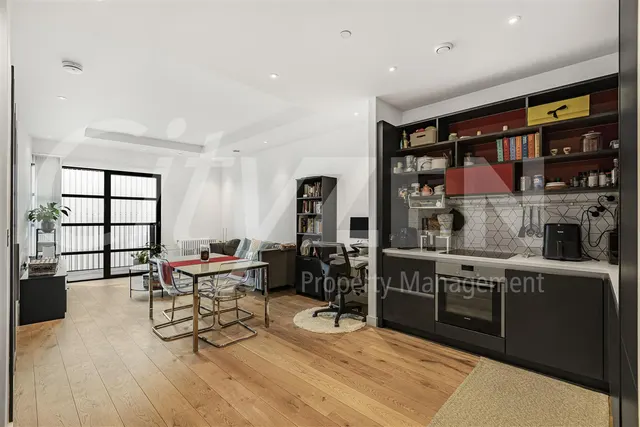 Astell House, 35 Lyell Street, London, E14 0SU, photo 1
