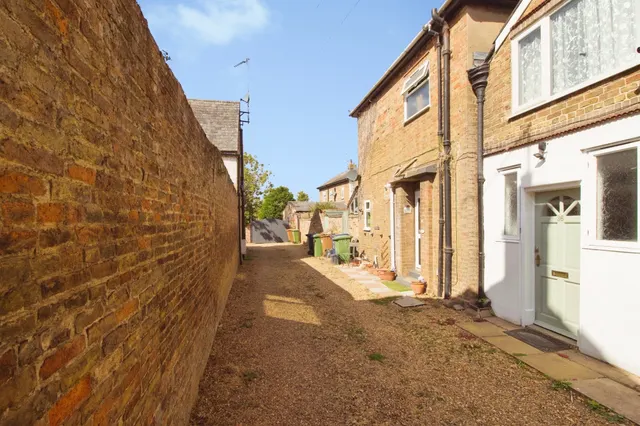 West Park Street, Chatteris, photo 1