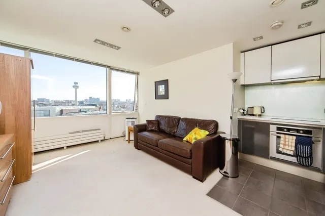 Strand Street, Liverpool, L1, photo 2