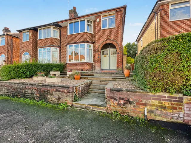 Heaton Street, Prestwich, M25, photo 1