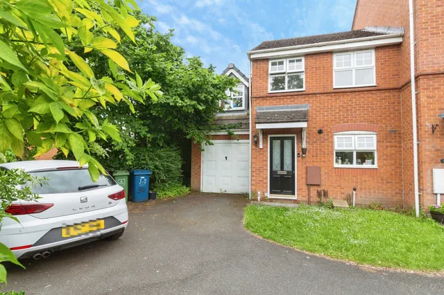 Hainer Close, Stafford, ST17, photo 1