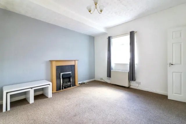 St Michaels Road, Pittshill, ST6, photo 3