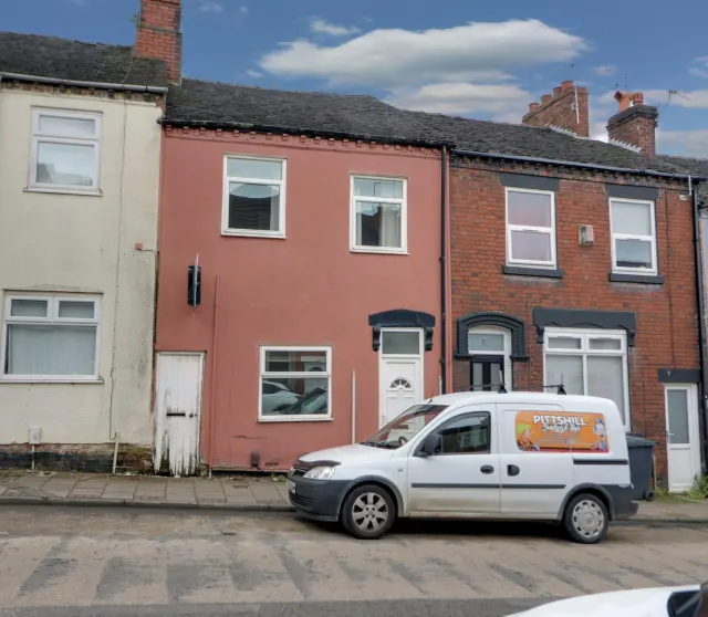 St Michaels Road, Pittshill, ST6, photo 1
