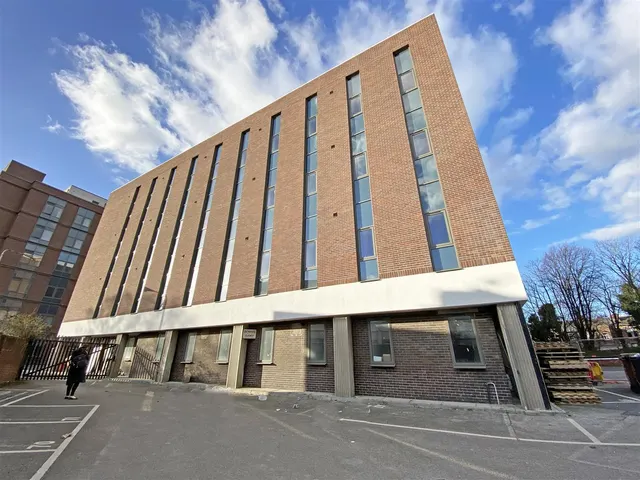 Sky Gardens, Waterloo, L22, photo 1