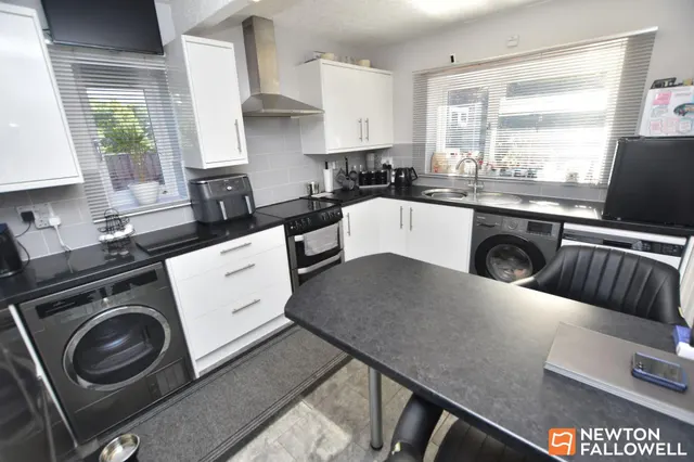 Shelthorpe Road, Loughborough, LE11, photo 2