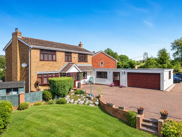 Atherstone Road, Furnace End, B46, photo 2