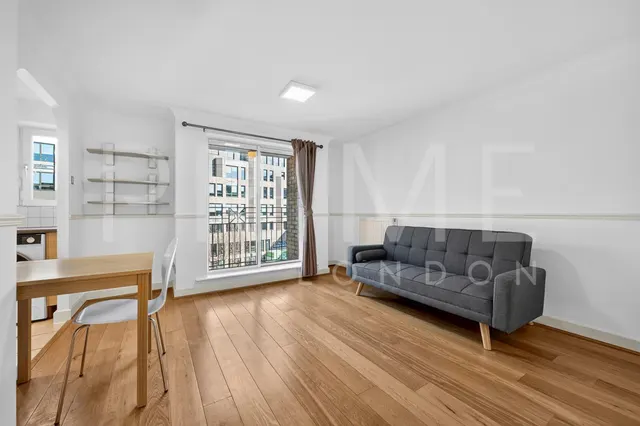 High Timber Street, St, EC4V, photo 1