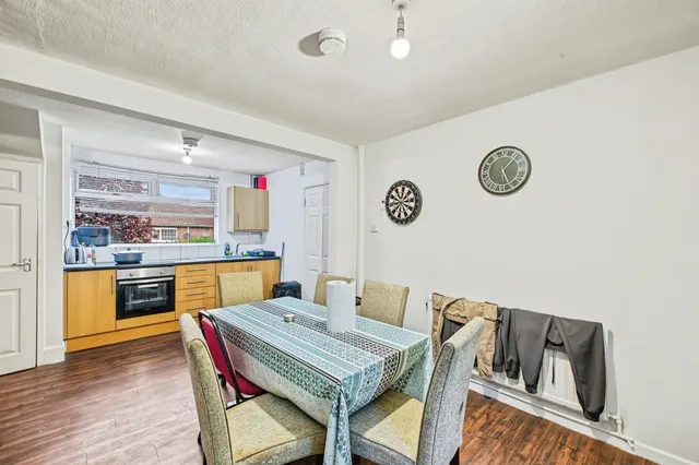 Chalcombe Avenue, Northampton, NN2, photo 2