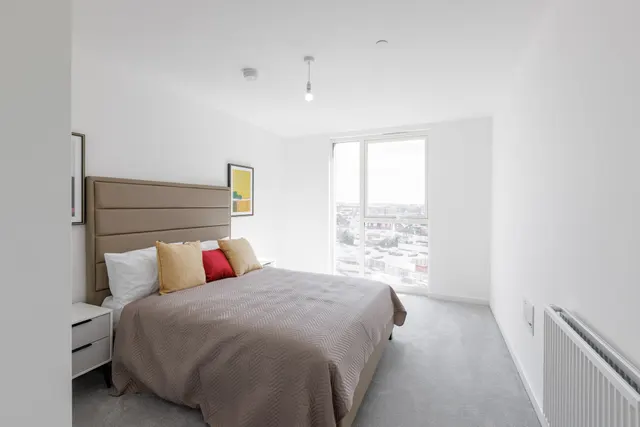 Shearwater Drive, NW9, photo 3