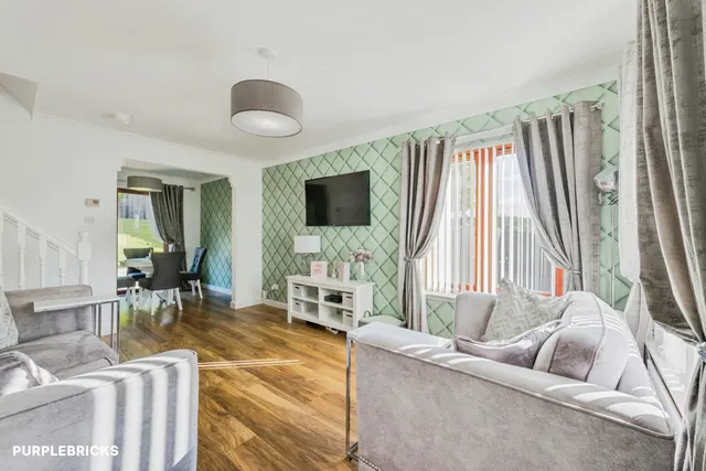 Neistpoint Drive, Glasgow, G33, photo 2