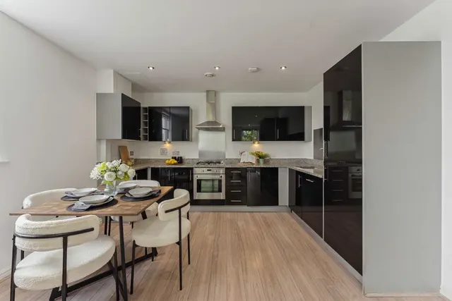 Old Devonshire Road, SW12, photo 3