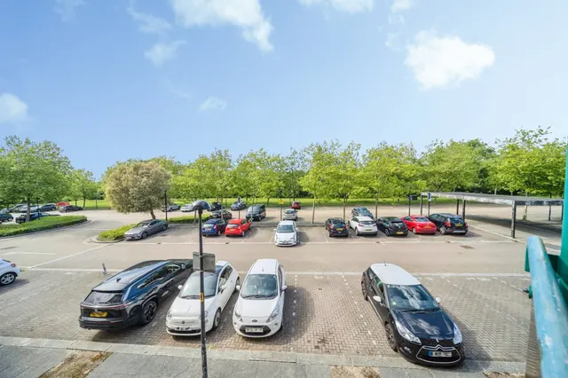 Photo 2 — North Row, Milton Keynes