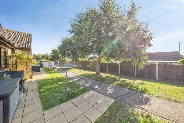 Bexley Avenue, Harwich, CO12, photo 2