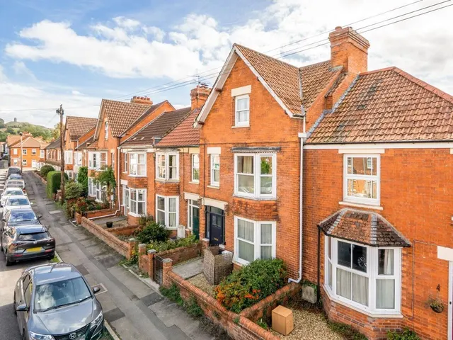 Benedict Street, Glastonbury, BA6, photo 1
