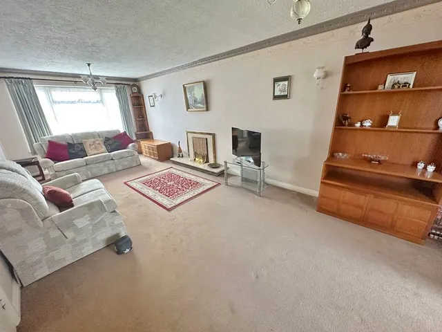 High Road, Orsett Village, RM16, photo 3