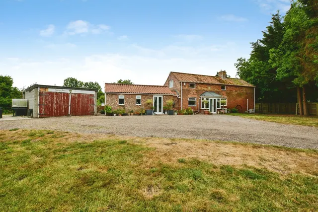 Low Lane, Croft, SKEGNESS, photo 1
