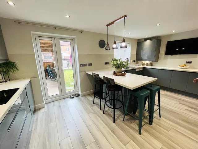 Ocean Drive, Warsop, NG20, photo 3