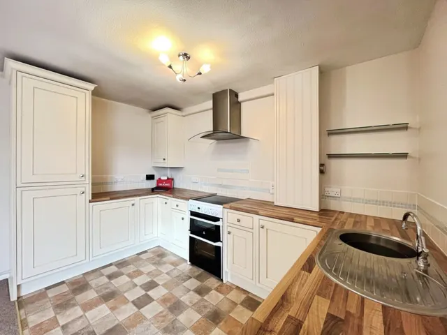 Priory Street, Ware, SG12, photo 2