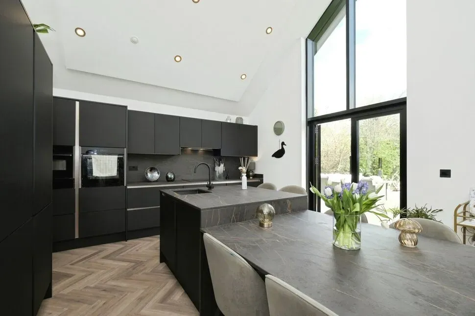 Ashfield Gardens, photo 4