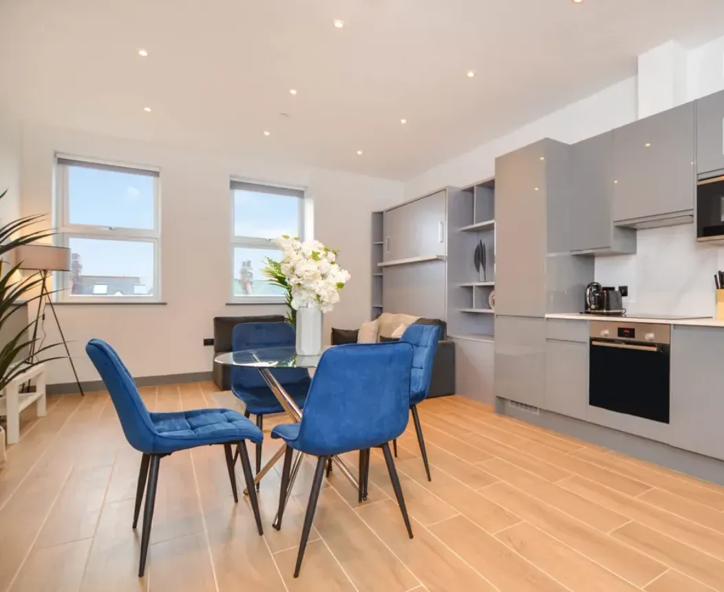 Avenir Court, photo 3